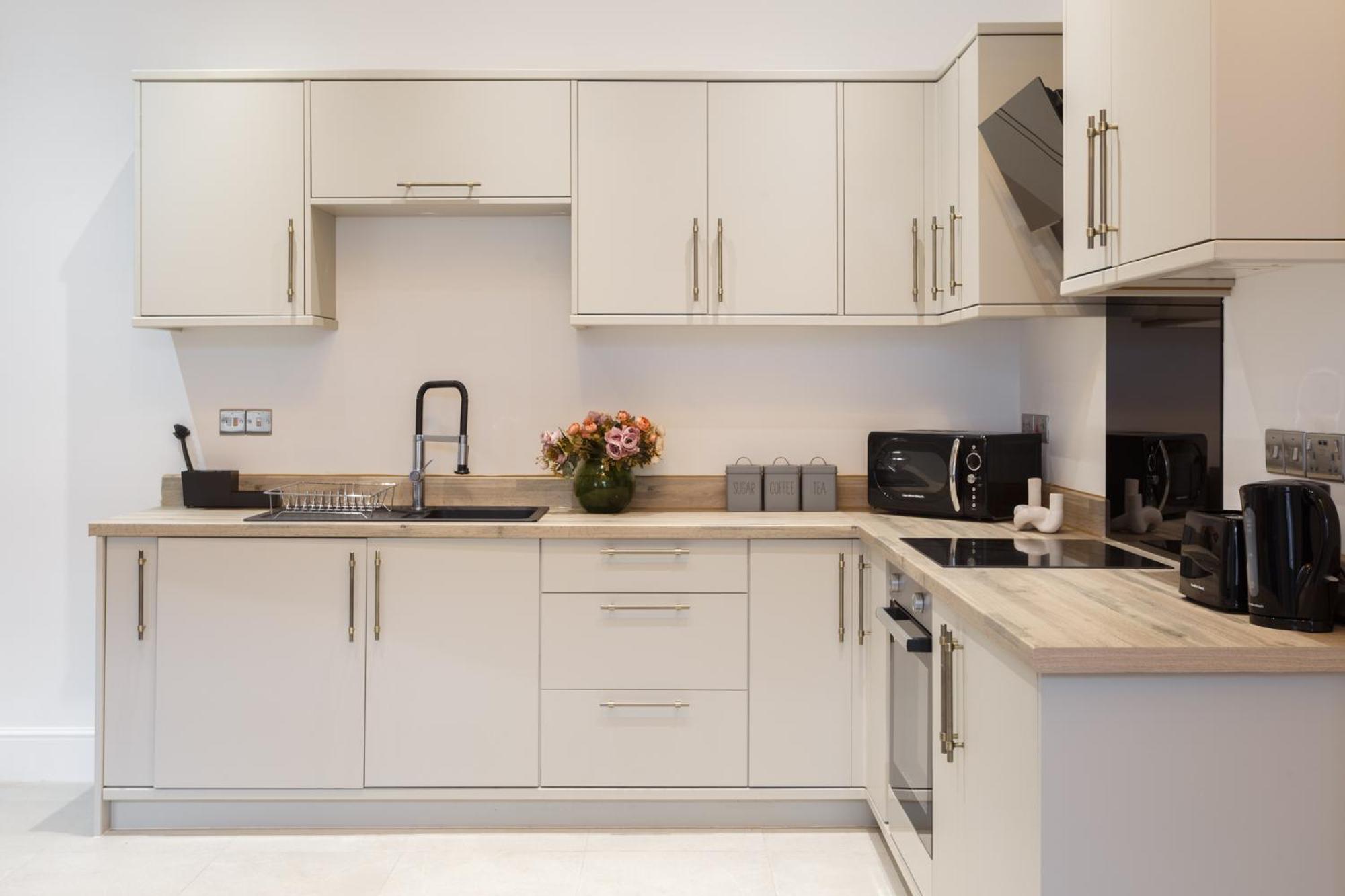 Bradford Luxury Central Apartment Exterior photo